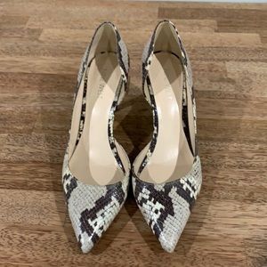 Gorgeous Faux Snakeskin CutOut Heels